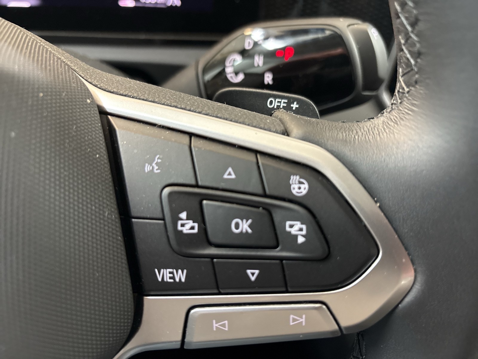 Volkswagen Tiguan 1.5 HYBRID LIFE NAVI AHK KAMERA ACC