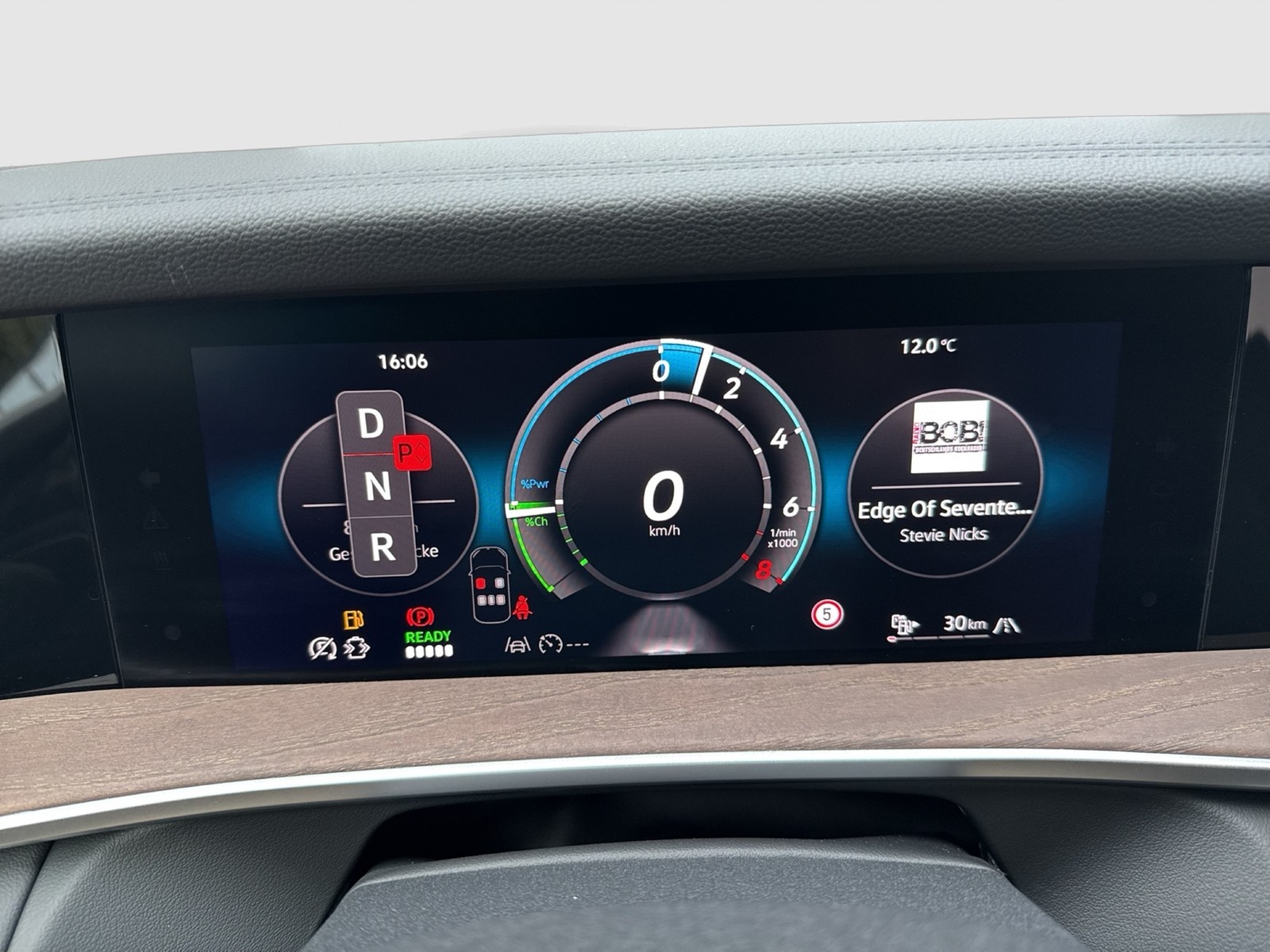 Volkswagen Tayron 1.5 HYBRID ELEGANCE 360°CAM ACC LM18 NAVI