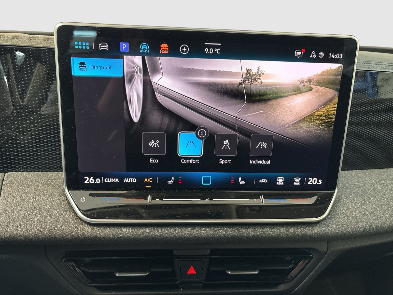 Volkswagen Tiguan 1.5 NAVI AHK KAMERA SITZHEIZUNG