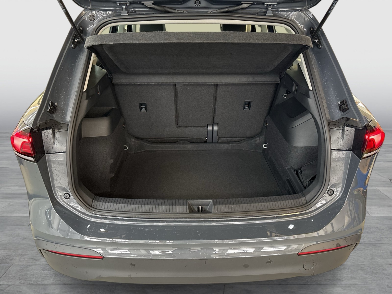 Volkswagen Tiguan 1.5 NAVI AHK KAMERA SITZHEIZUNG