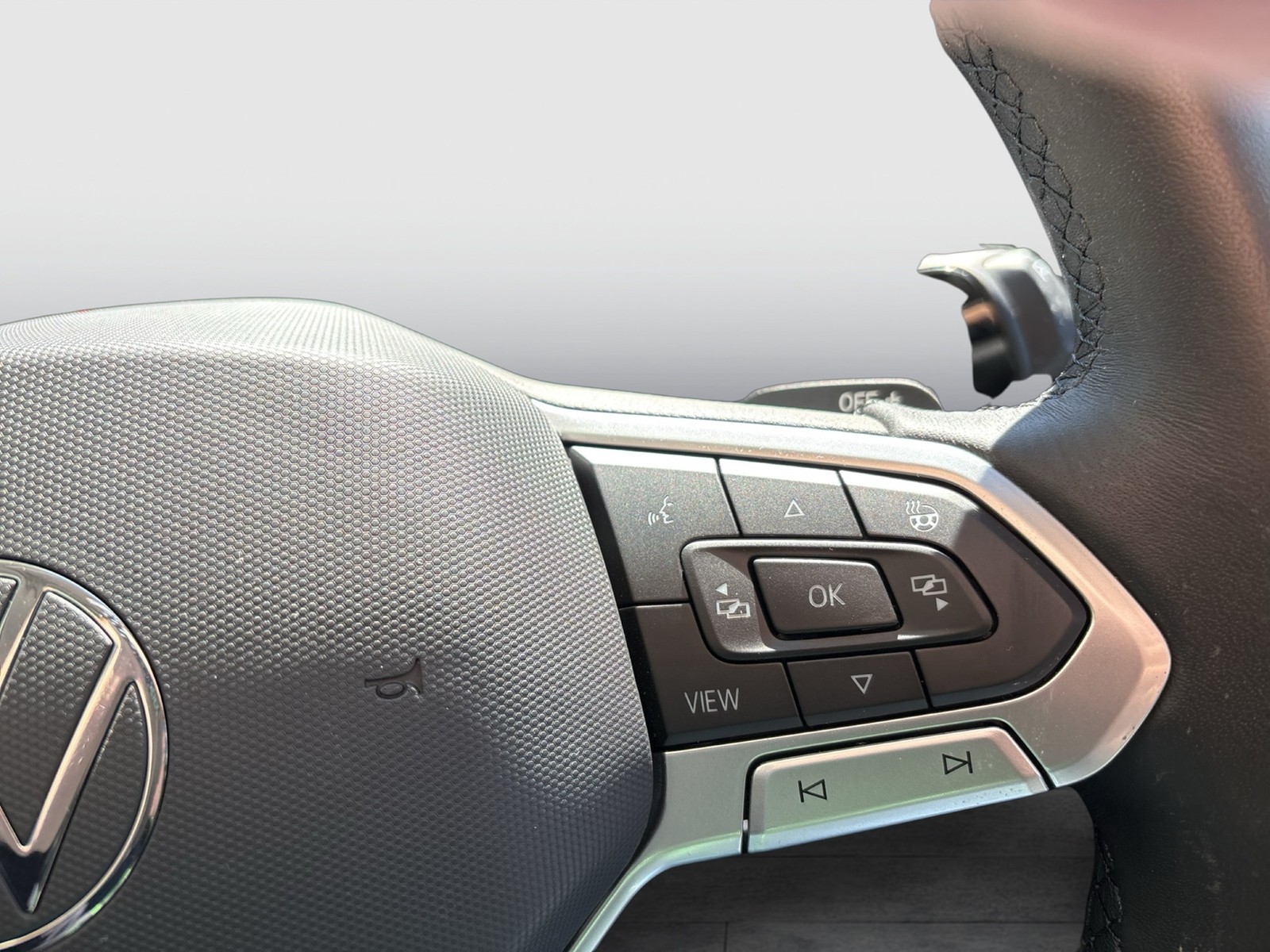Volkswagen Tayron 2.0 LIFE NAVI AHK KAMERA ACC SITZHEIZUNG
