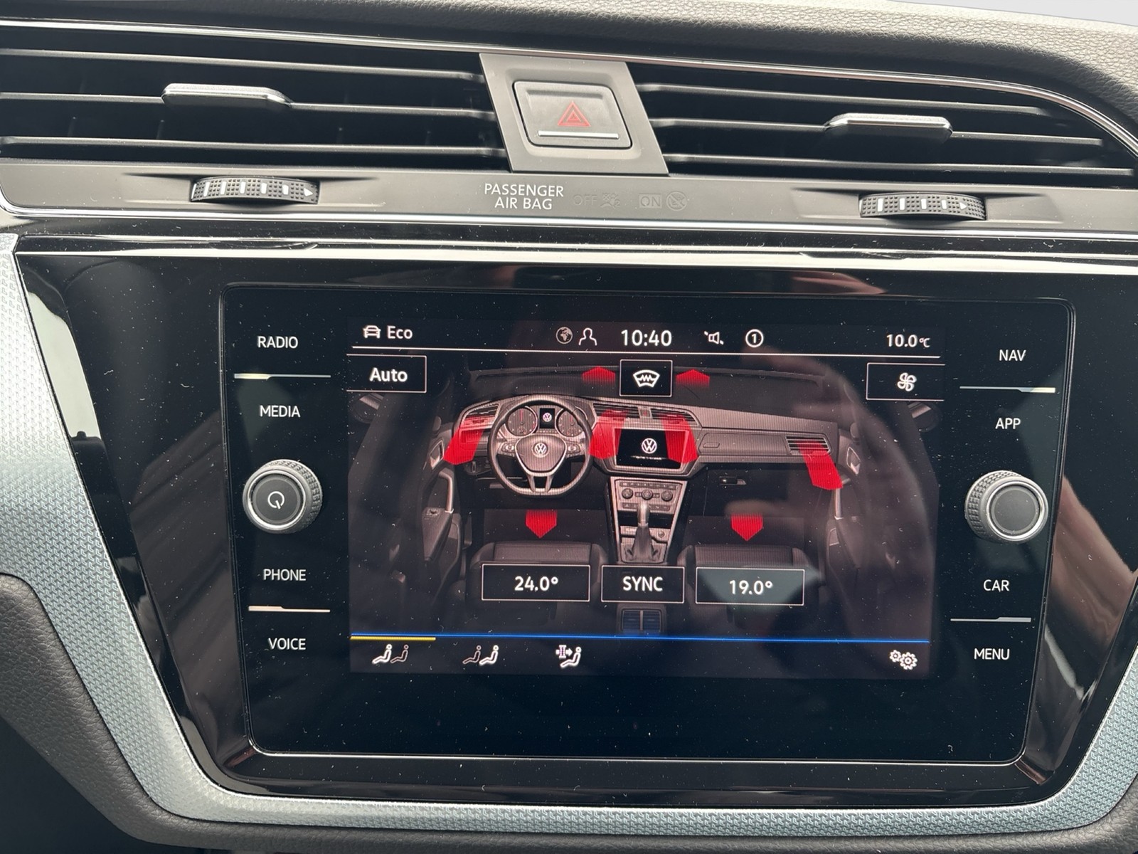 Volkswagen Touran 2.0 GOAL 7SITZER AHK AKMERA