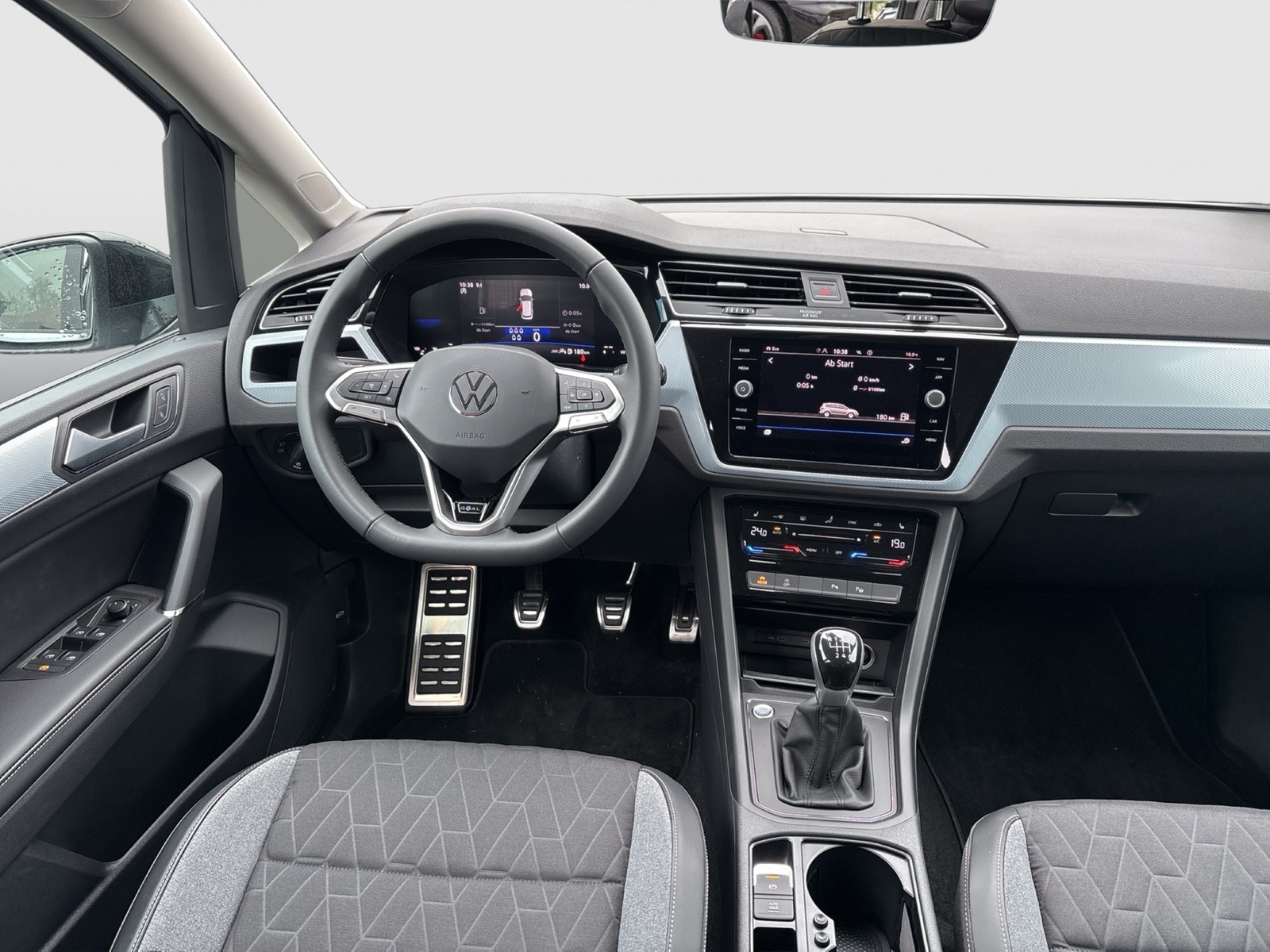 Volkswagen Touran 2.0 GOAL 7SITZER AHK AKMERA