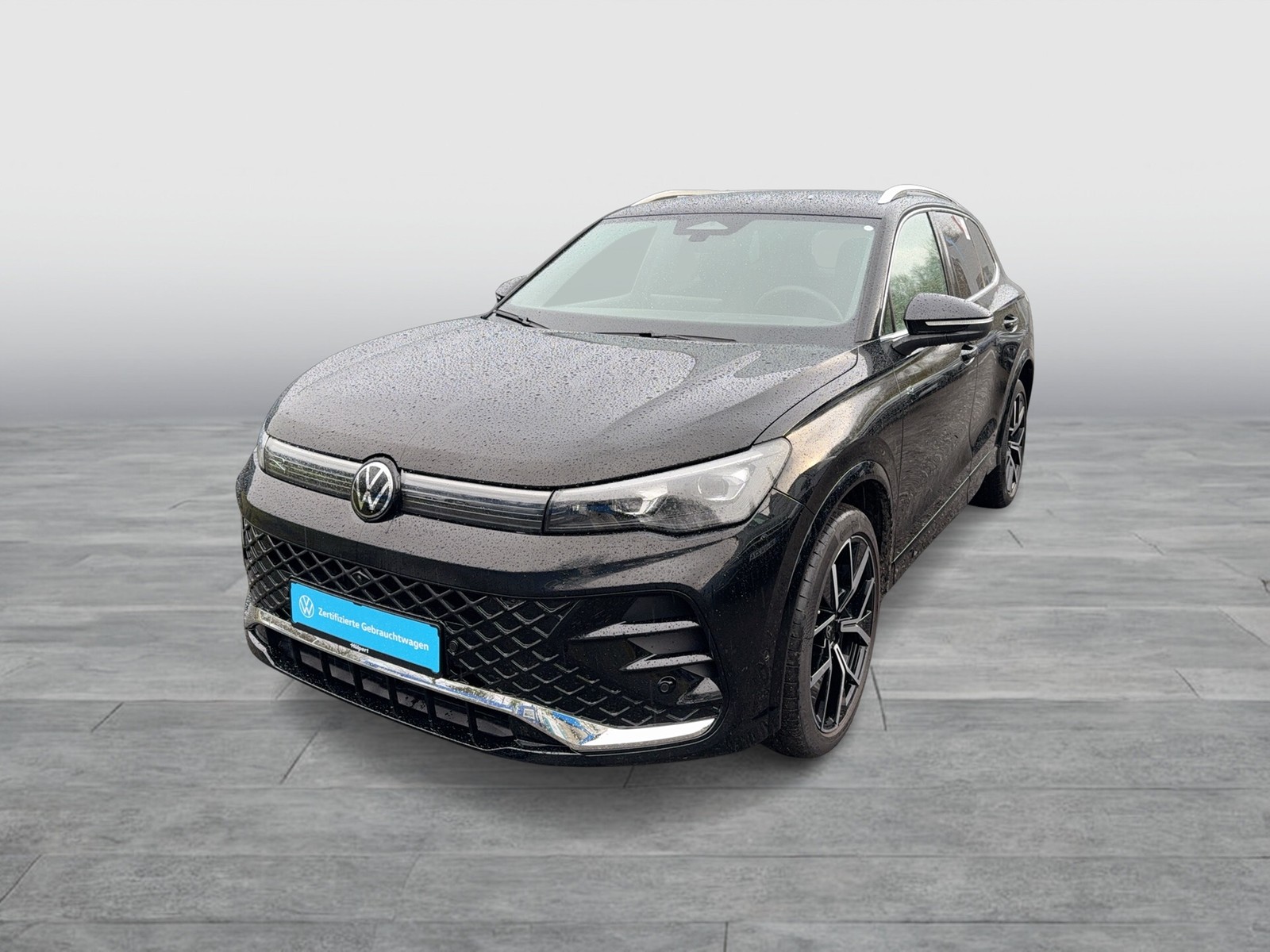 Volkswagen Tiguan 2.0 R-LINE 4X4 NEUES MODELL LEDER LM20