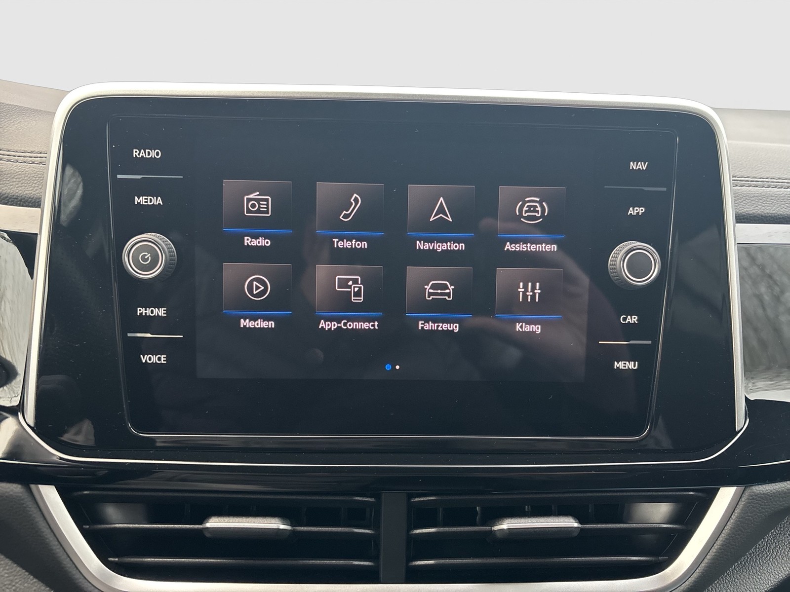 Volkswagen T-Roc 2.0 R-LINE CAM ACC NAVI 17Z CARPLAY SITZHZ