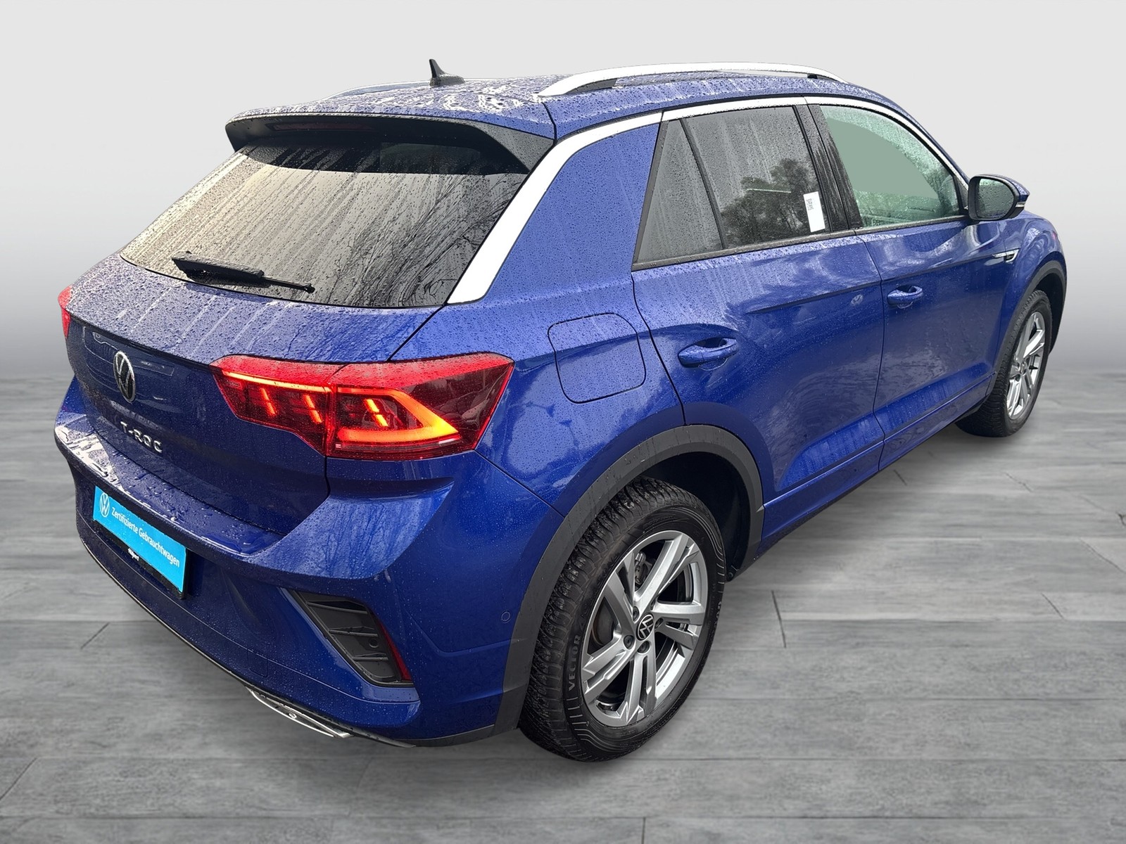 Volkswagen T-Roc 2.0 R-LINE CAM ACC NAVI 17Z CARPLAY SITZHZ