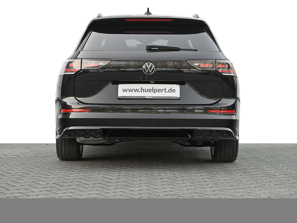 Volkswagen Golf Variant VIII 2.0 R-LINE BLACK STYLE PANO CAM ACC LM18