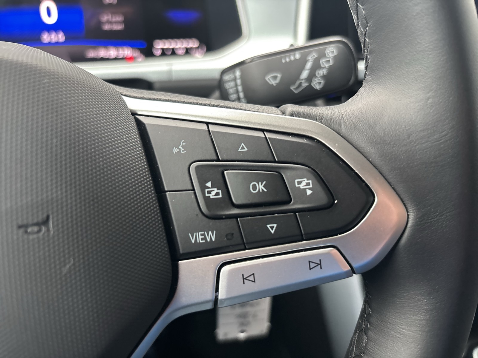 Volkswagen T-Roc 2.0 GOAL AHK CAM ACC LM17 NAVI SITZHEIZUNG