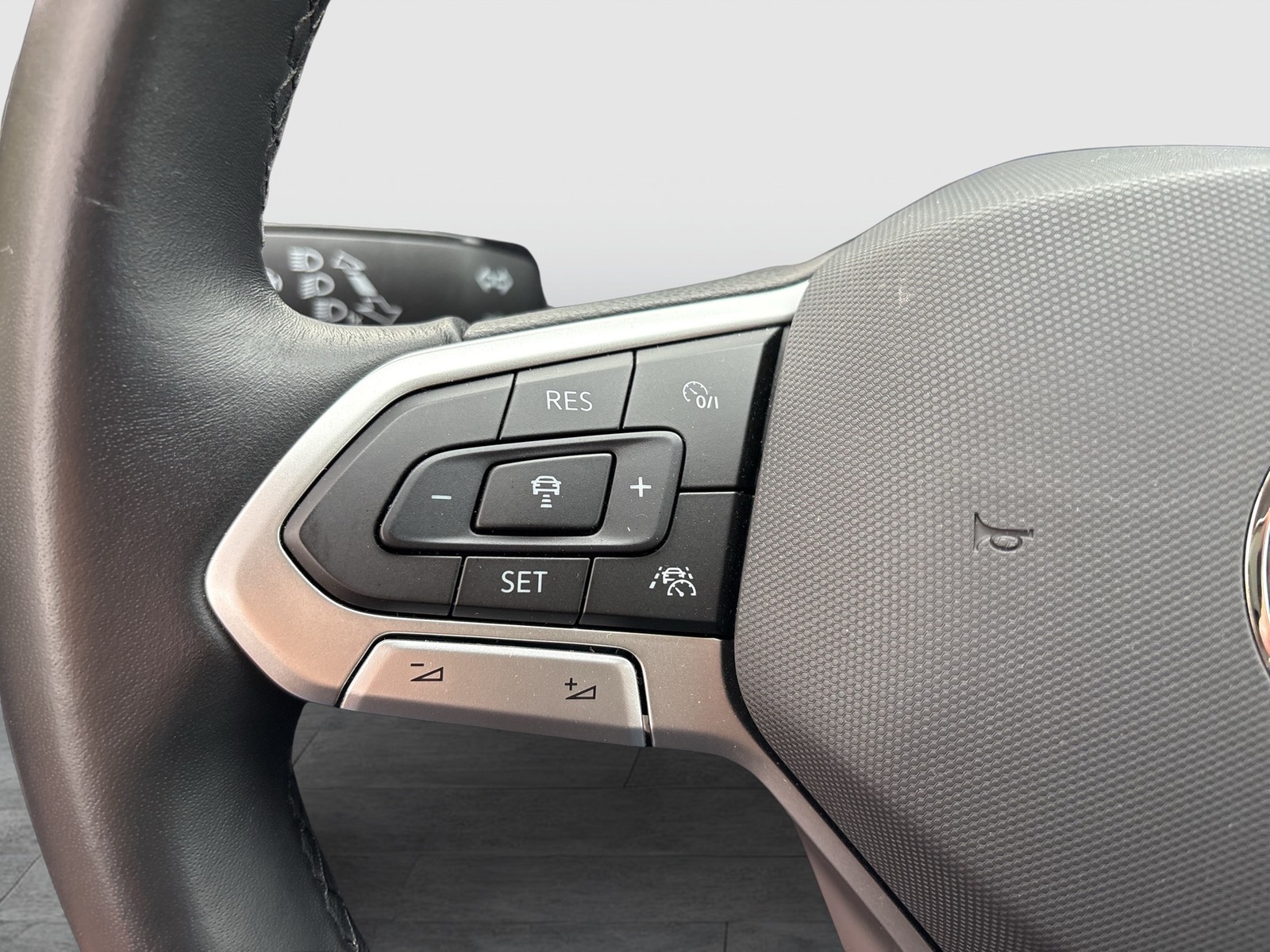 Volkswagen T-Roc 2.0 GOAL AHK CAM ACC LM17 NAVI SITZHEIZUNG