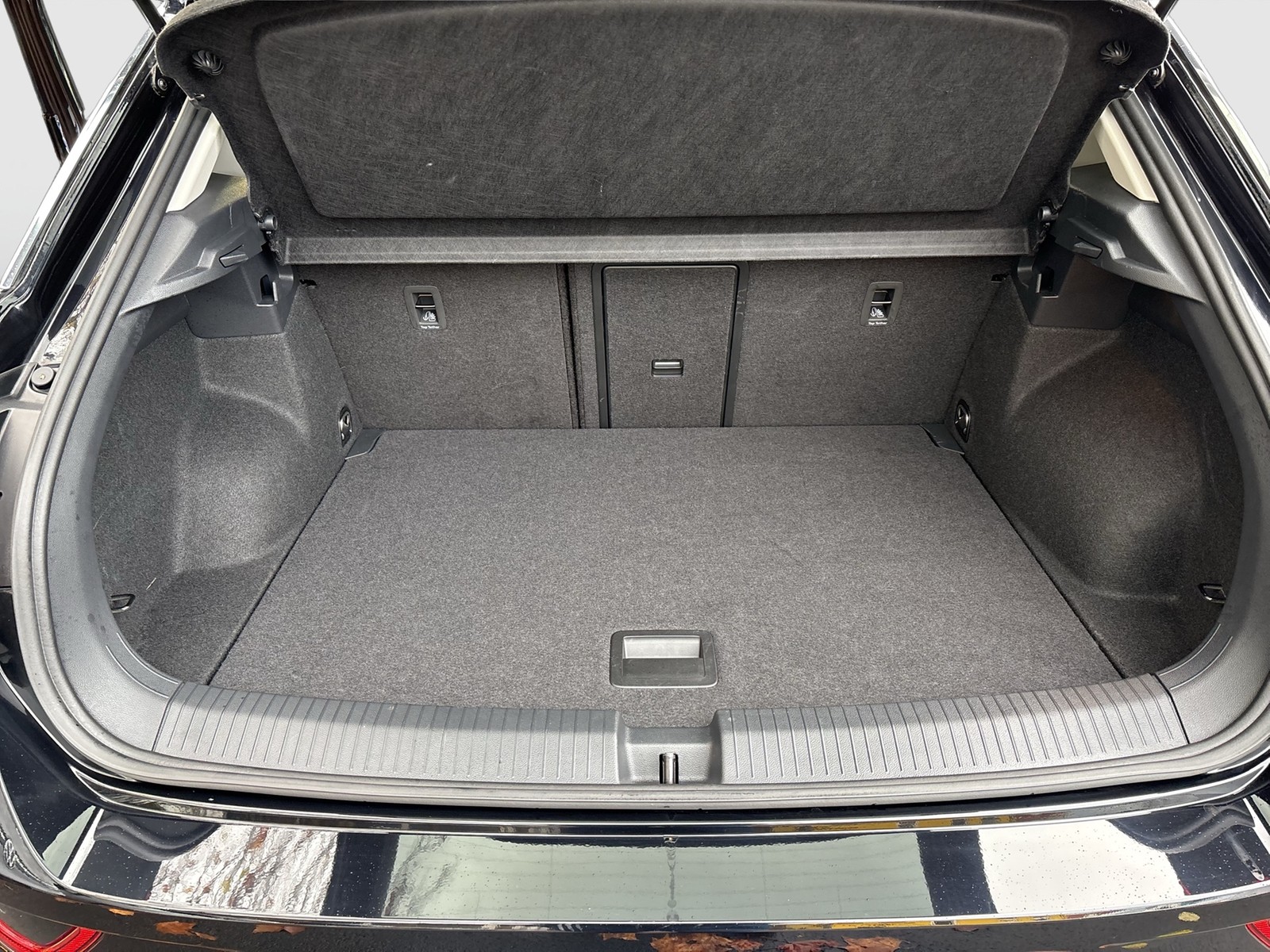 Volkswagen T-Roc 2.0 GOAL AHK CAM ACC LM17 NAVI SITZHEIZUNG