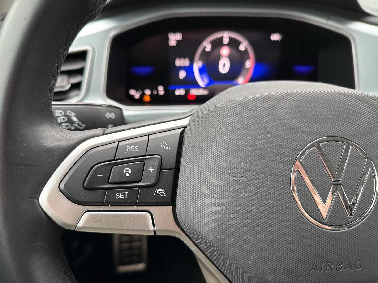 Volkswagen T-Roc 2.0 GOAL AHK CAM ACC LM17 NAVI SITZHEIZUNG