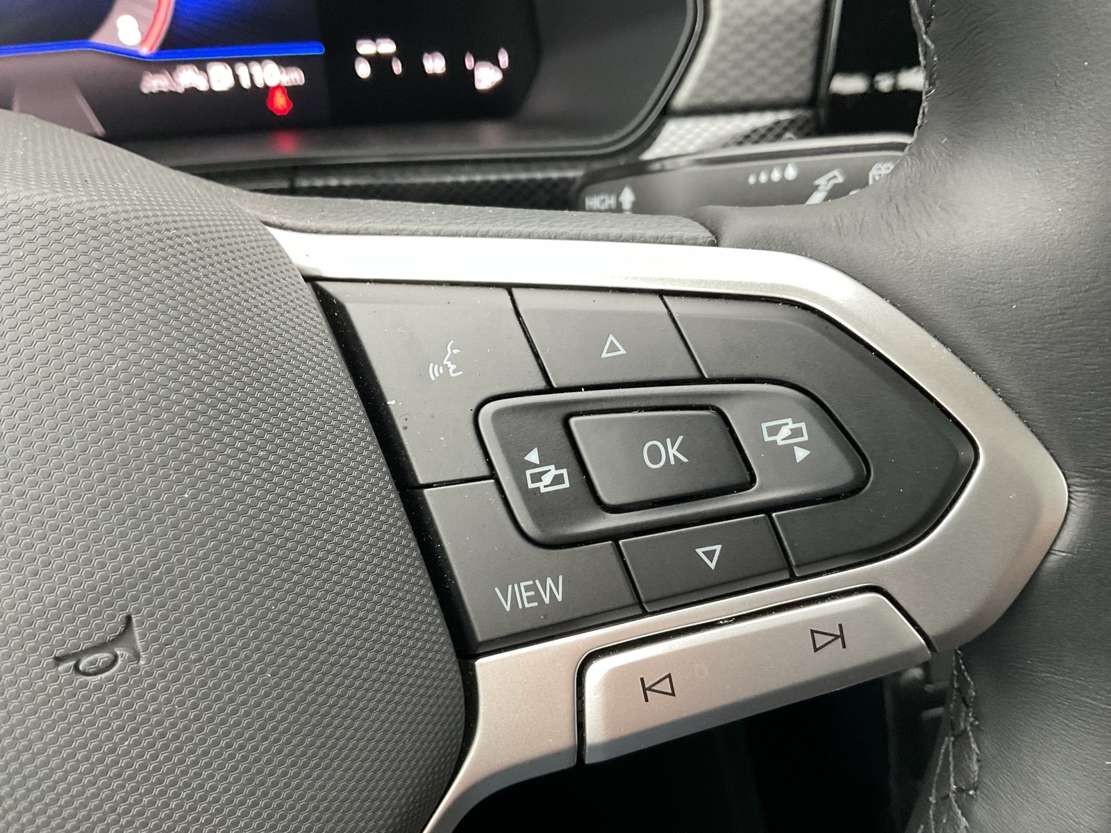 Volkswagen T-Cross 1.0 LIFE CAM ACC NAVI ALU SITZHEIZUNG