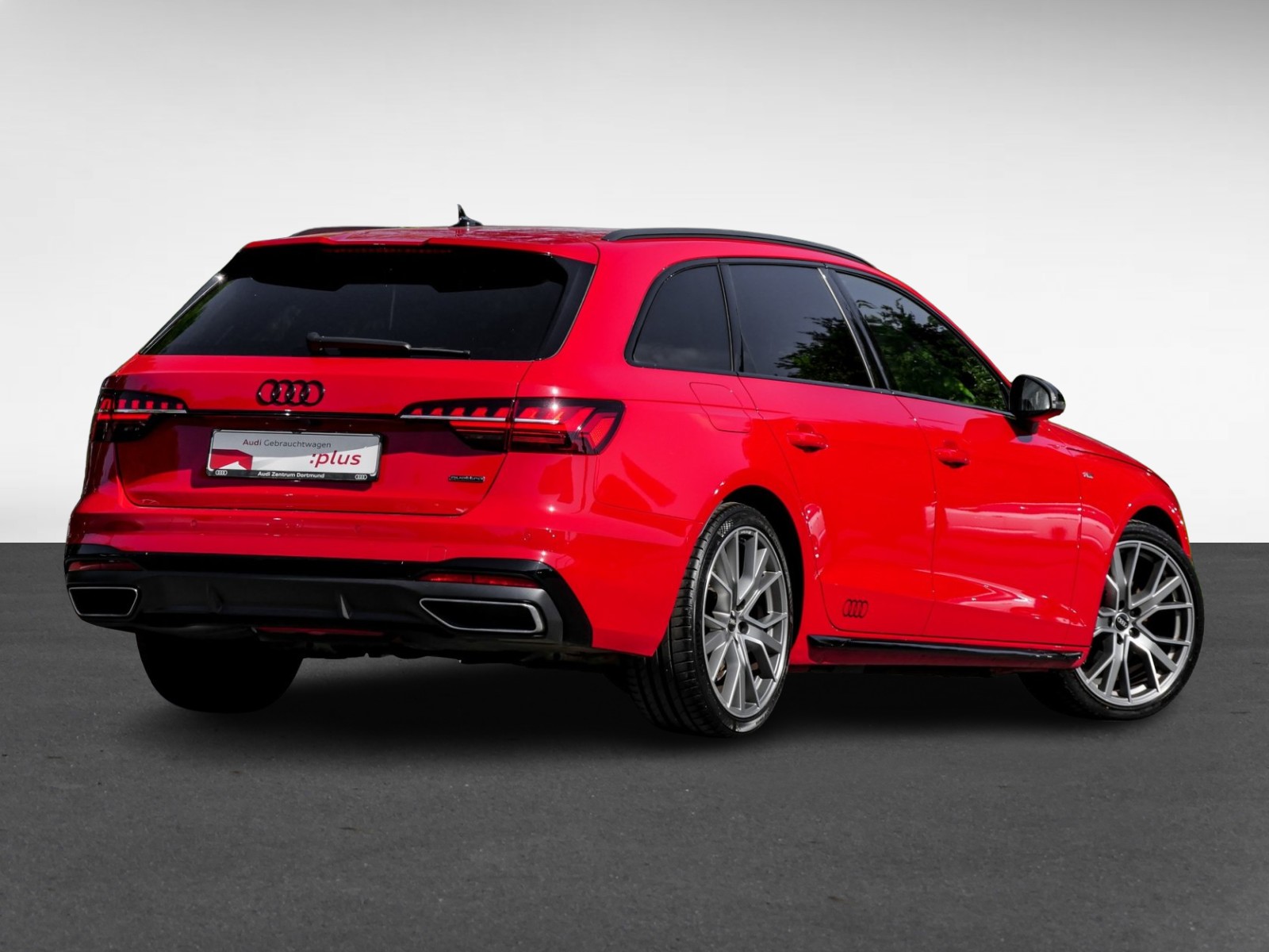 Audi A4 Avant 40 quattro S LINE BLACKPAK PANO CAM 19Z
