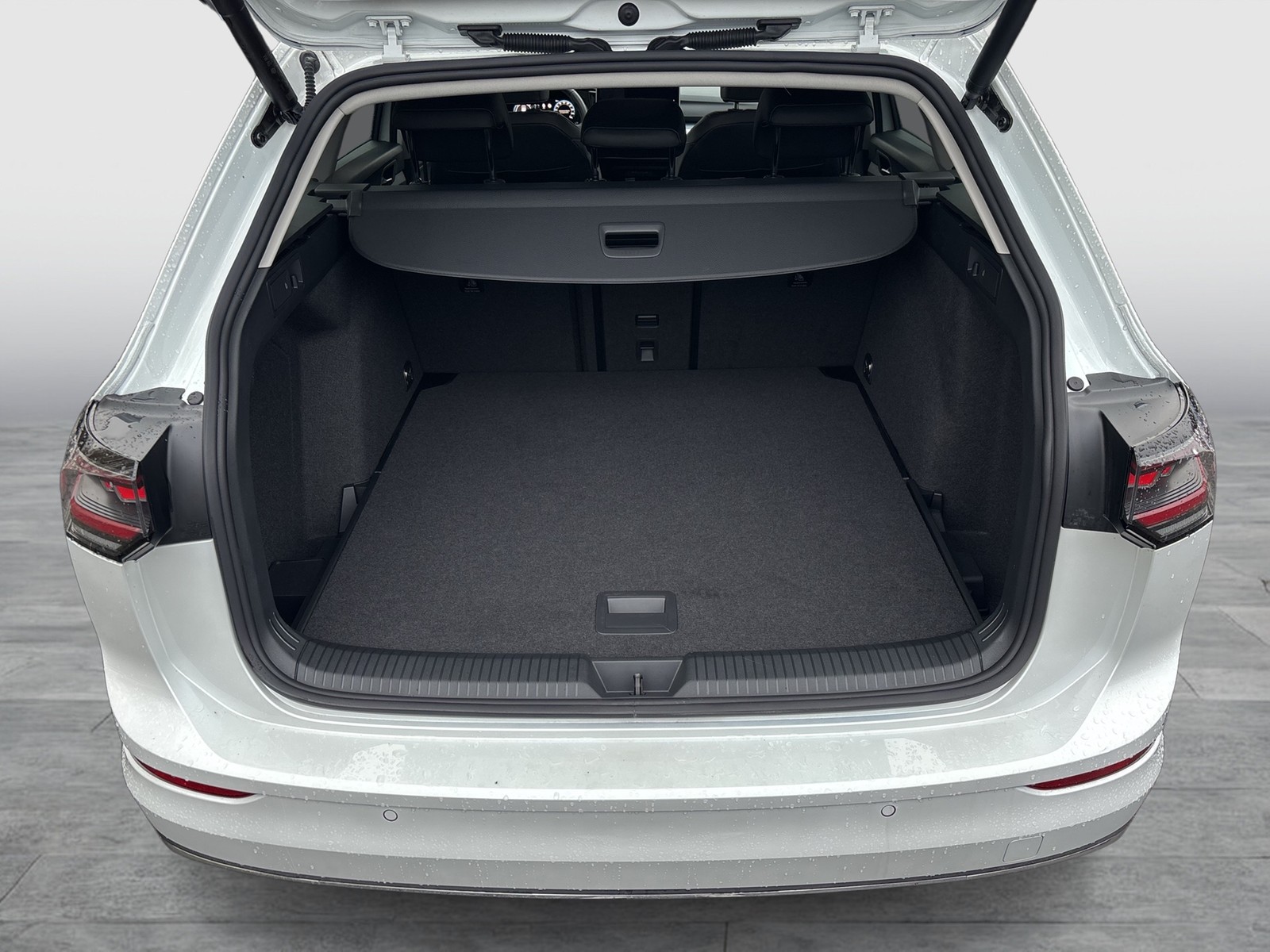 Volkswagen Golf Variant VIII 2.0 GOAL FACELIFT ACC LM17 NAVI