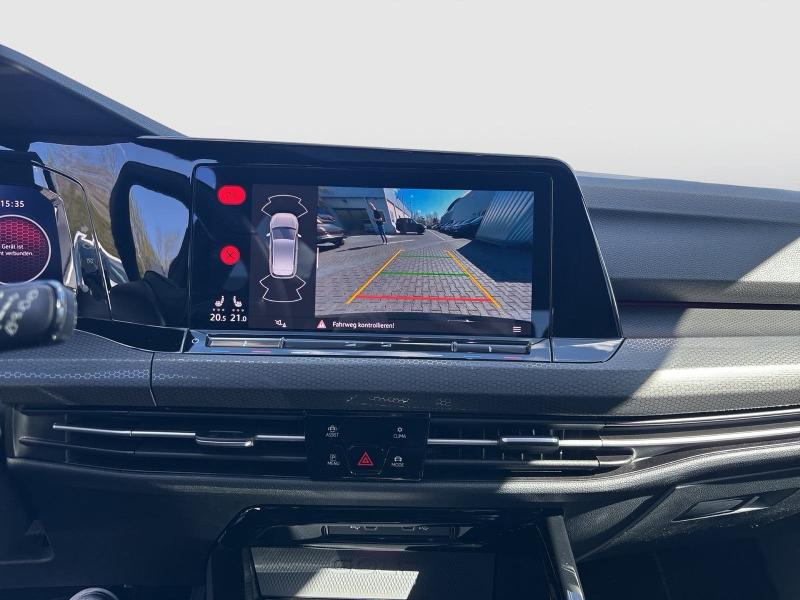 Volkswagen Golf VIII 2.0 GTD PANO HARMAN KARDON CAM LM19