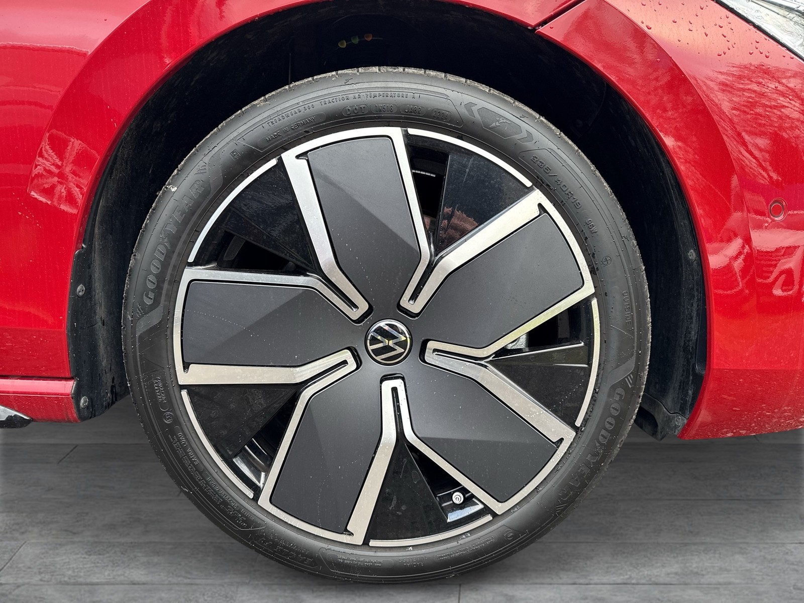 Volkswagen Passat Variant 1.5 HYBRID R-LINE NEUESMODELL AHK