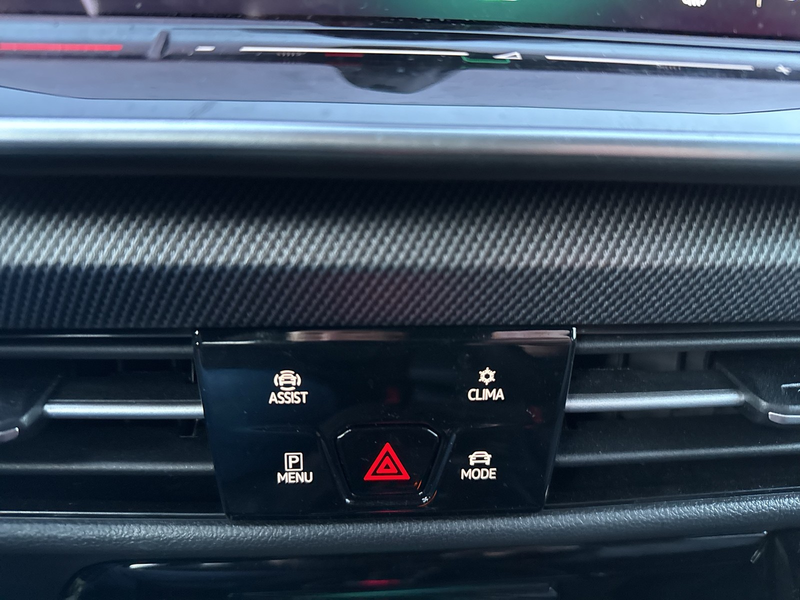 Volkswagen Golf VIII 2.0 GTI FACELIFT CAM ACC NAVI CARPLAY