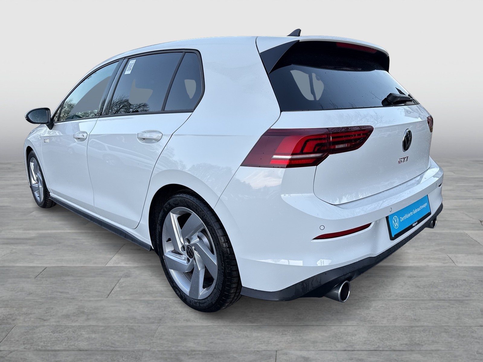 Volkswagen Golf VIII 2.0 GTI FACELIFT CAM ACC NAVI CARPLAY