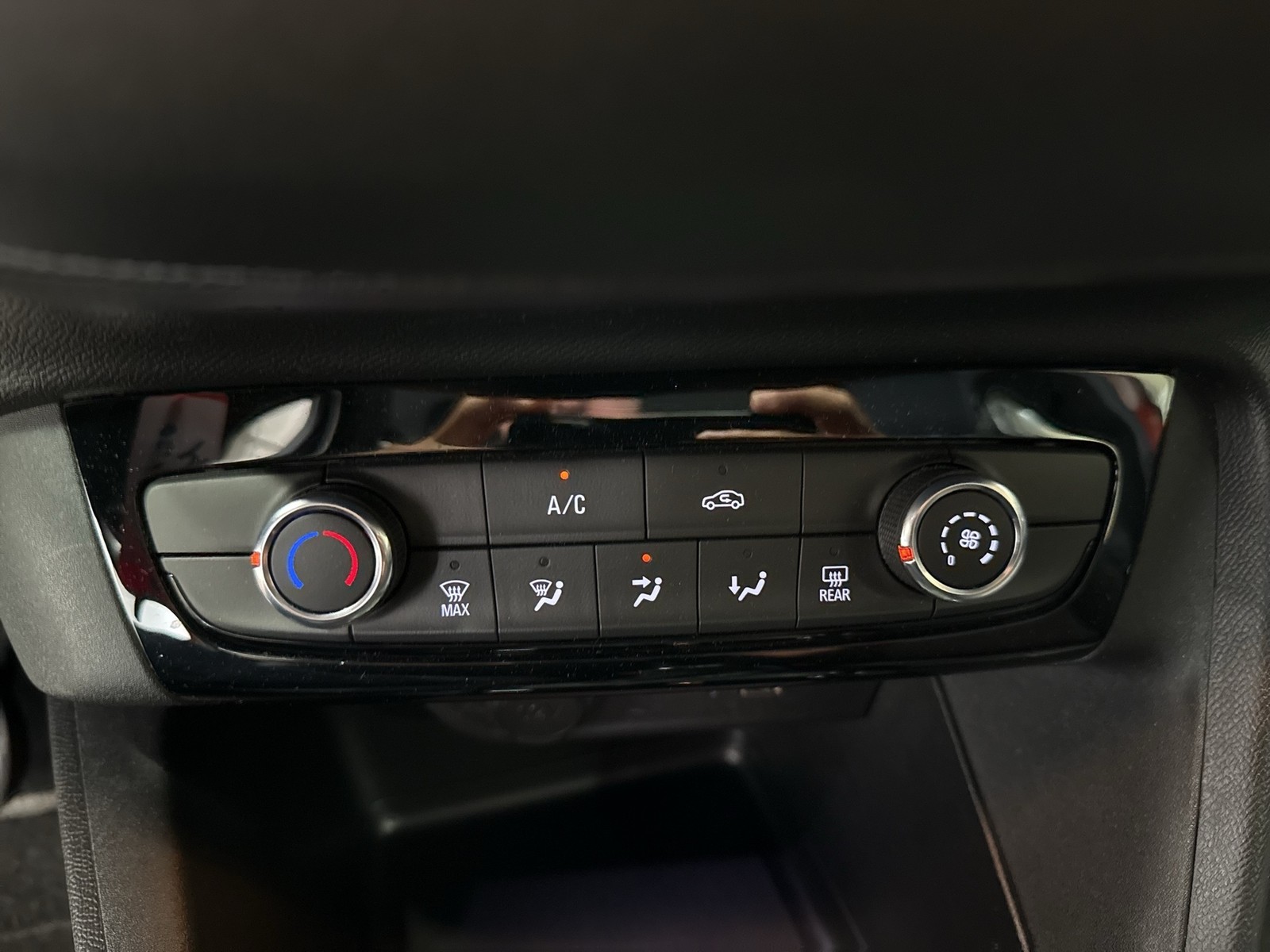 Opel Corsa F 1.2 EDITION ALU TEMPOMAT KLIMA BLUETOOTH