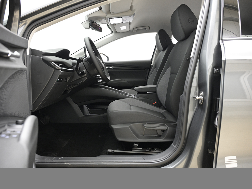 Skoda Elroq 60 ESSENCE NAVI CAM LENKRAD & SITZHZG LED
