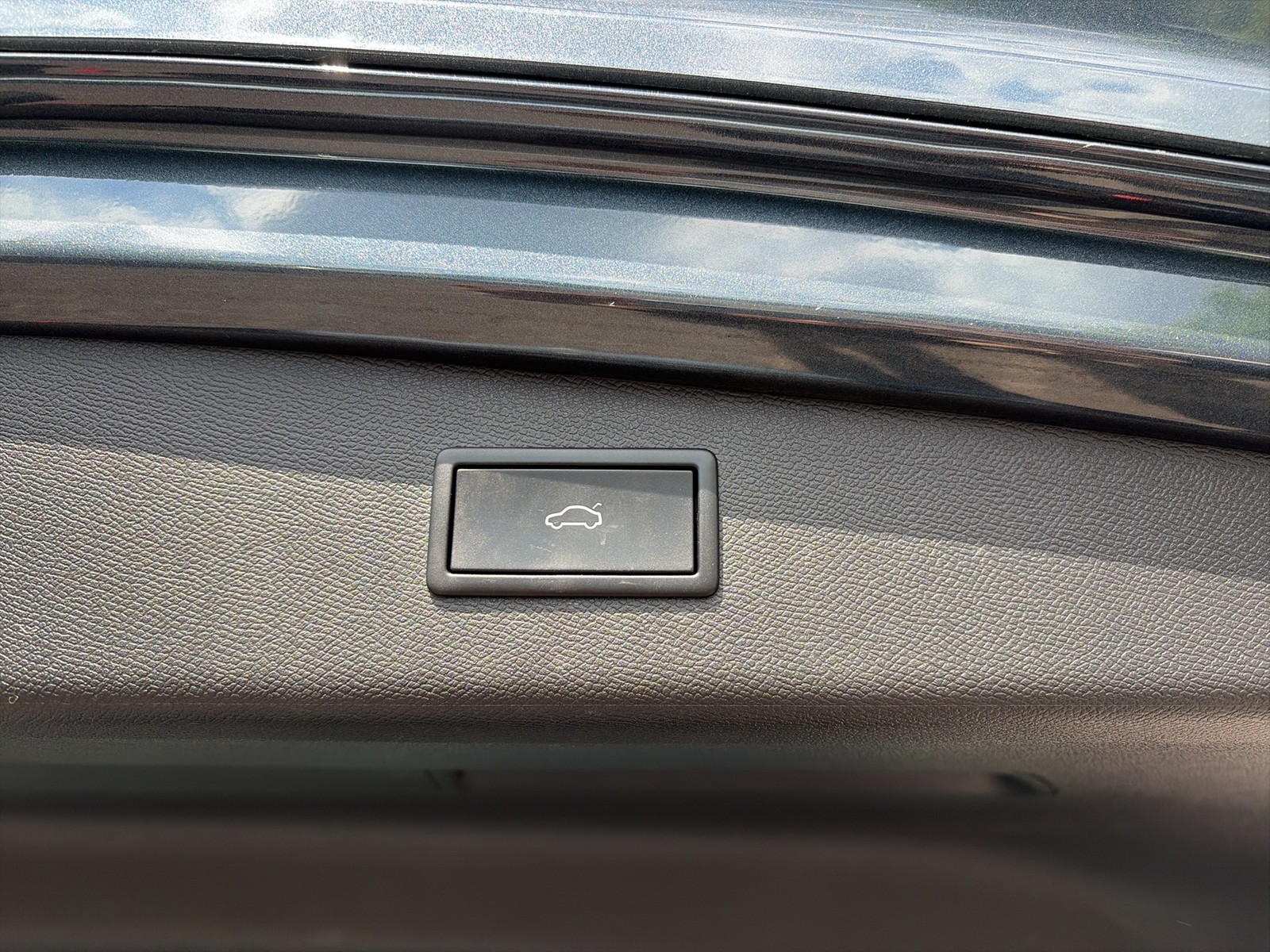 Cupra Leon ST 2.0 BEATS AHK CAM ACC LM19 E-KLAPPE NAVI