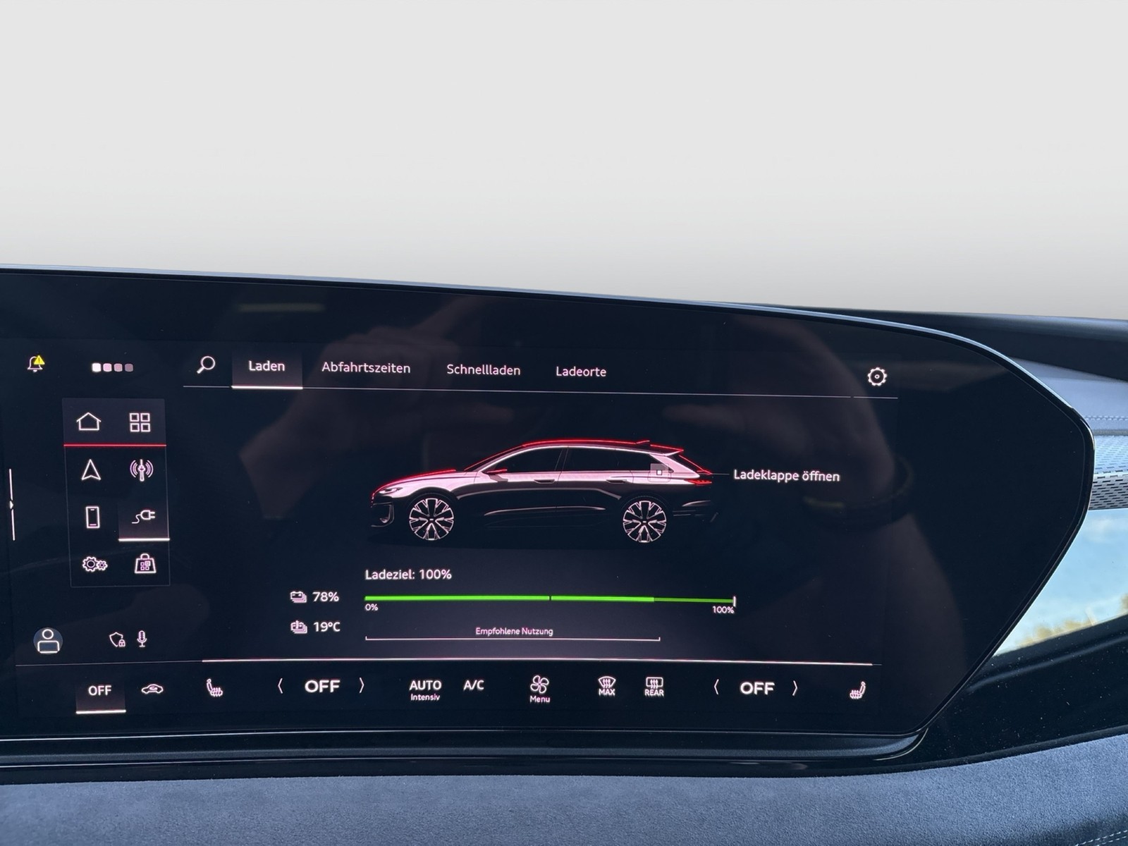 Audi A6 e-tron Avant performance S LINE 360CAM LM20