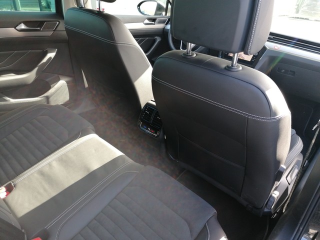 Volkswagen Passat Variant 2.0 Elegance AHK KAMERA eKLAPPE NAVI