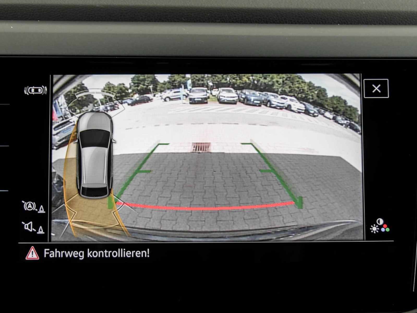 Volkswagen Taigo 1.0 R-LINE DSG ALLWETTERREIFEN CAM AHK