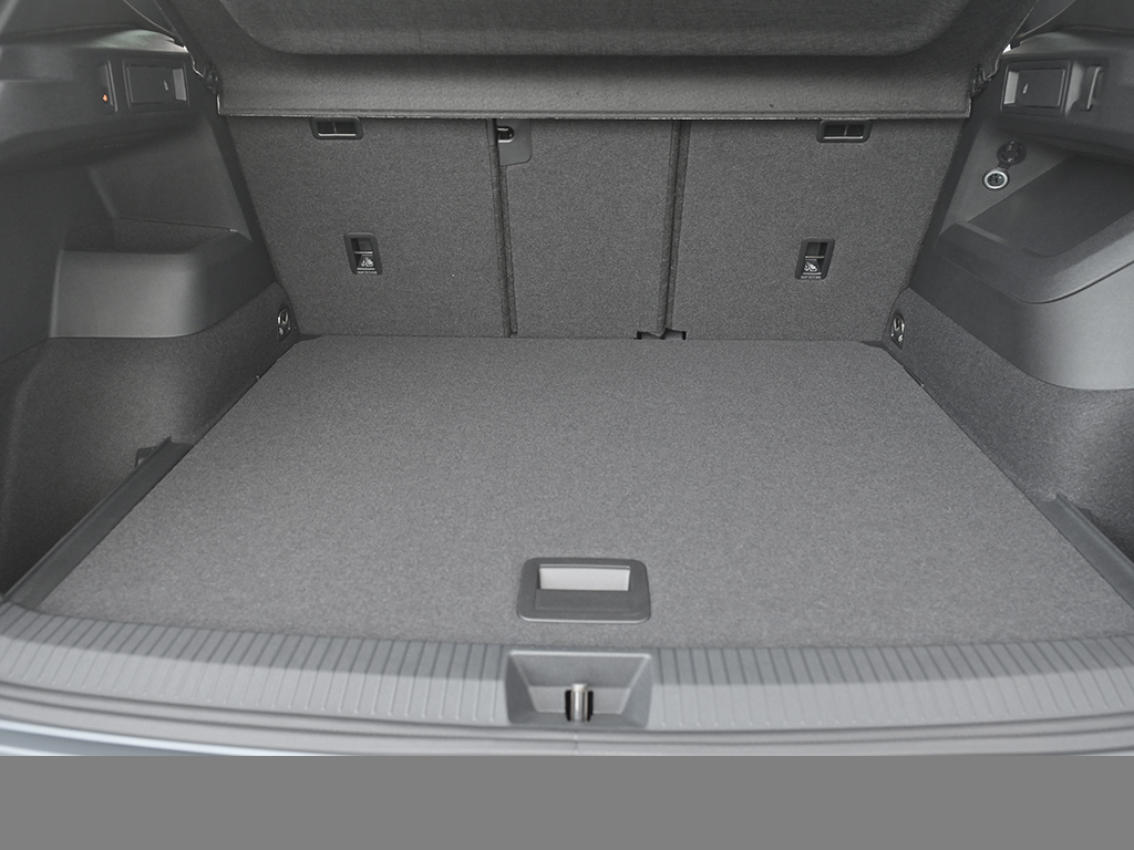 Volkswagen Tiguan 2.0 R-LINE DSG 4X4 BLACKSTYLE AHK eKLAPPE