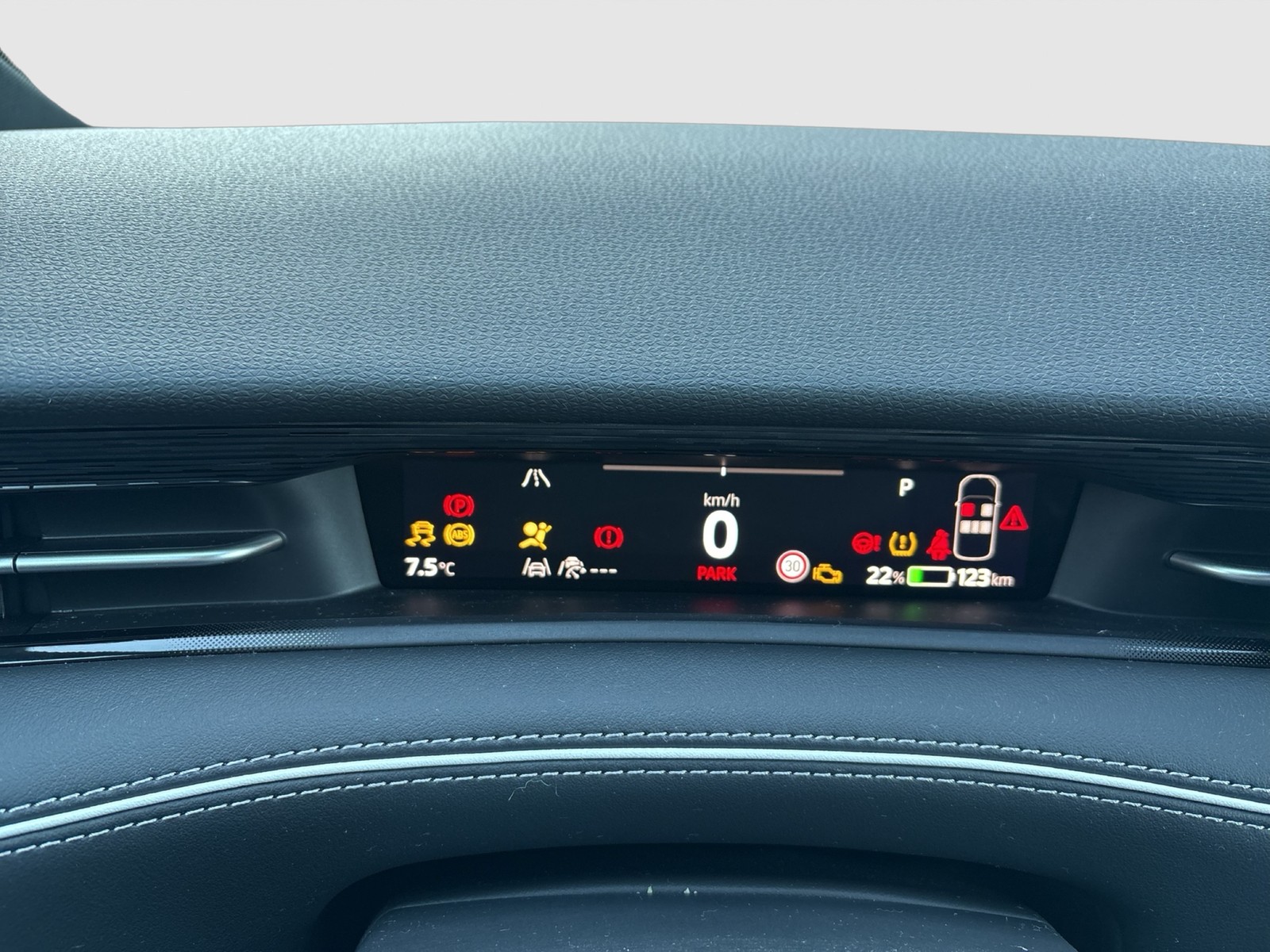 Volkswagen ID.7 PRO WÄRMEPUMPE AHK 360°CAM ACC HEAD-UP LM20