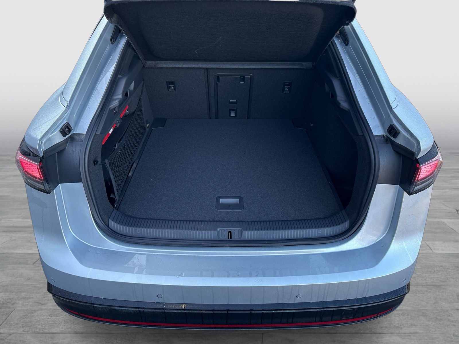 Volkswagen ID.7 PRO WÄRMEPUMPE AHK 360°CAM ACC HEAD-UP LM20