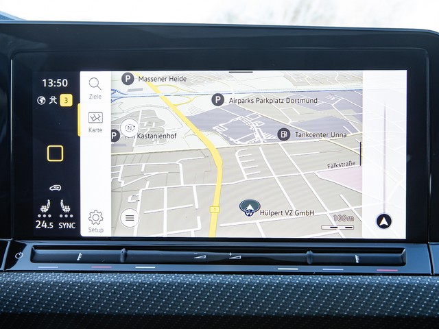 Volkswagen Golf VIII 1.5 R-LINE PANO ACC NAVI LM17 CARPLAY