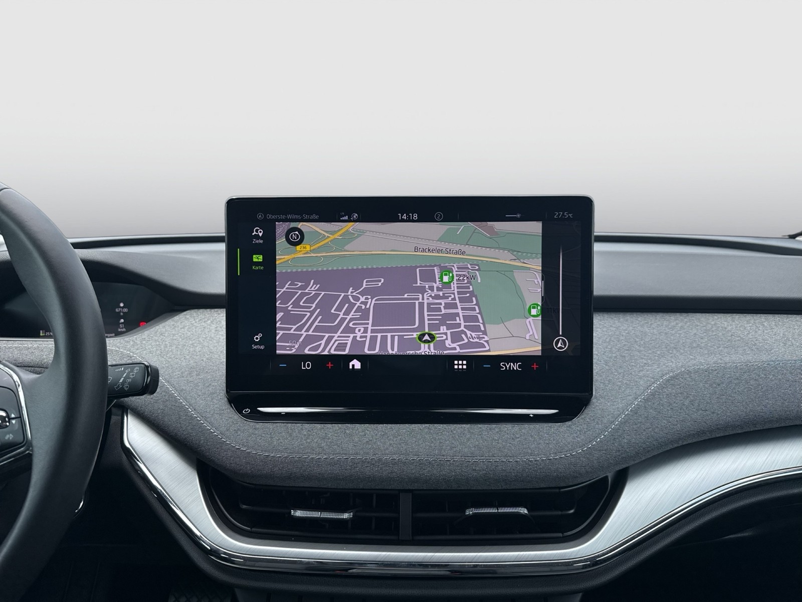 Skoda Enyaq 60 LOFT WÄRMEPUMPE AHK LM19 NAVI