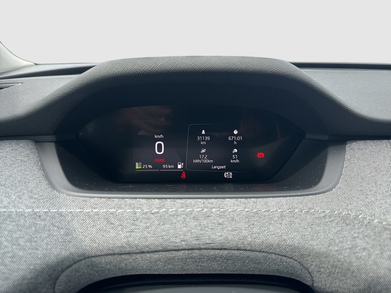 Skoda Enyaq 60 LOFT WÄRMEPUMPE AHK LM19 NAVI