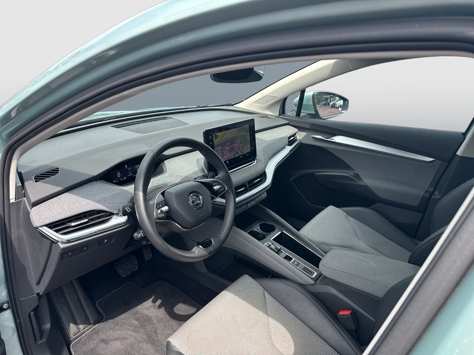 Skoda Enyaq 60 LOFT WÄRMEPUMPE AHK LM19 NAVI