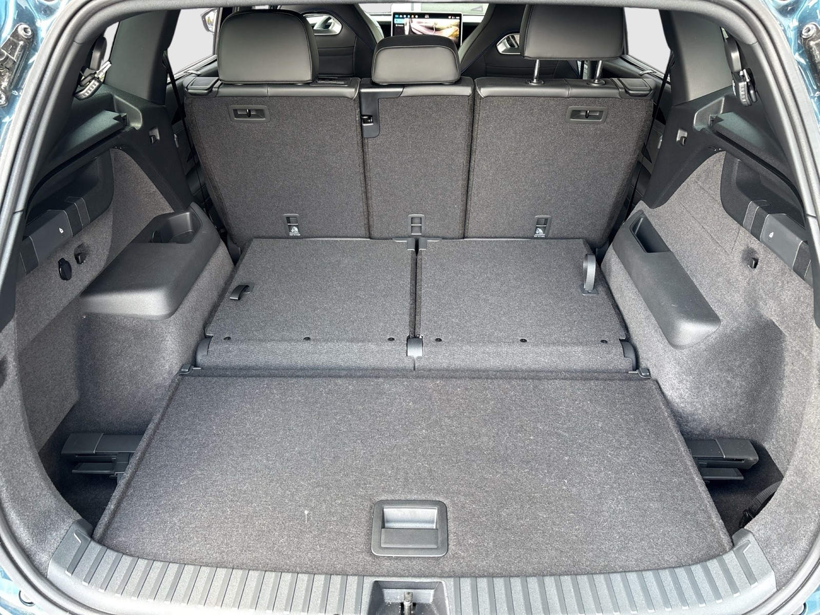 Volkswagen Tayron 2.0 R-LINE 4X4 7SITZE STANDHZ 360CAM LM19