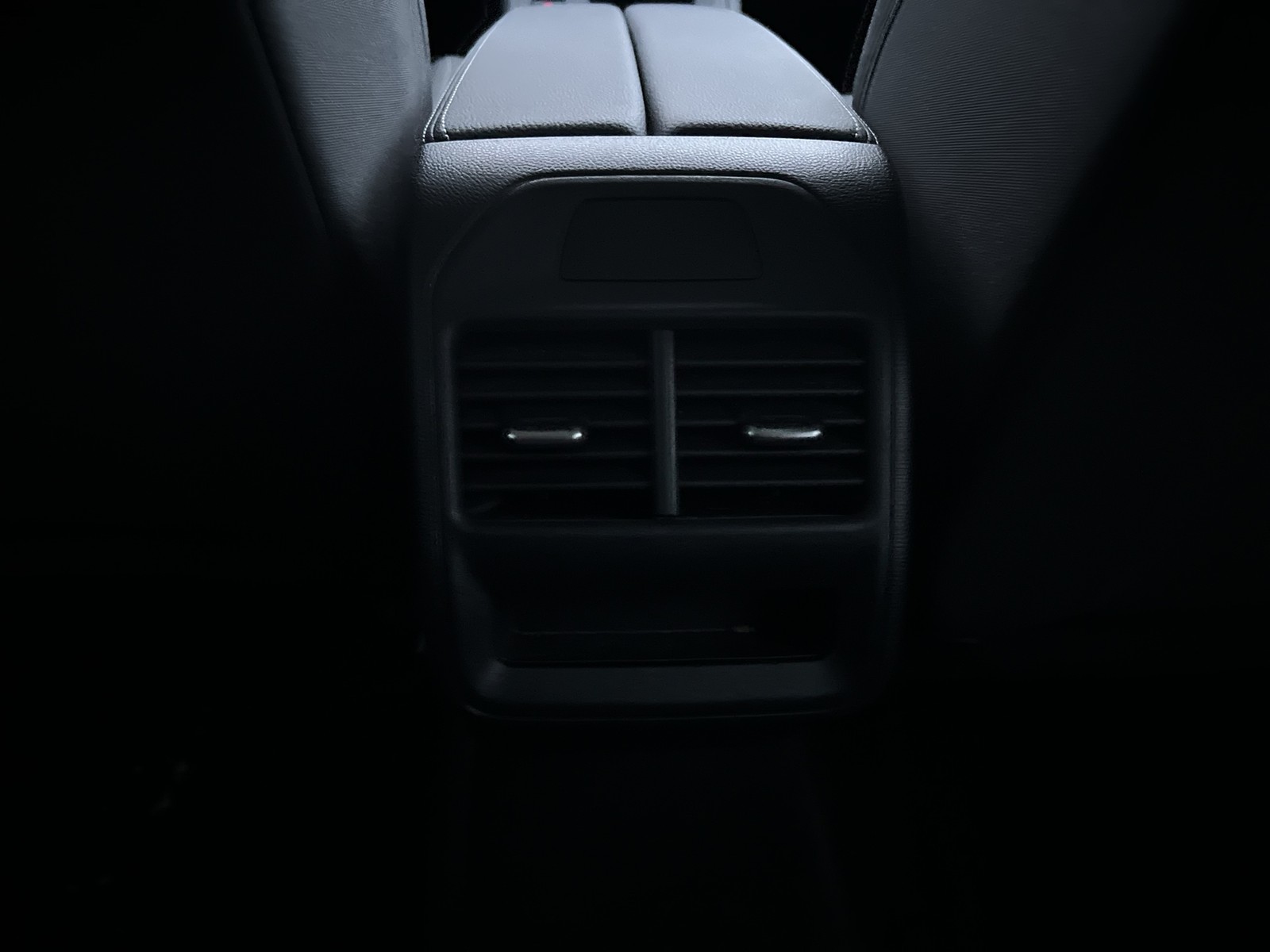 Skoda Superb Combi 1.5 eTSI CAM ACC NAVI CARPLAY