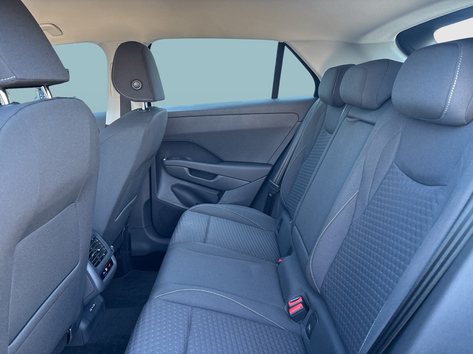 Volkswagen T-Roc 1.5 eTSI LIFE NEUESMODELL CAM ACC LM17 NAVI