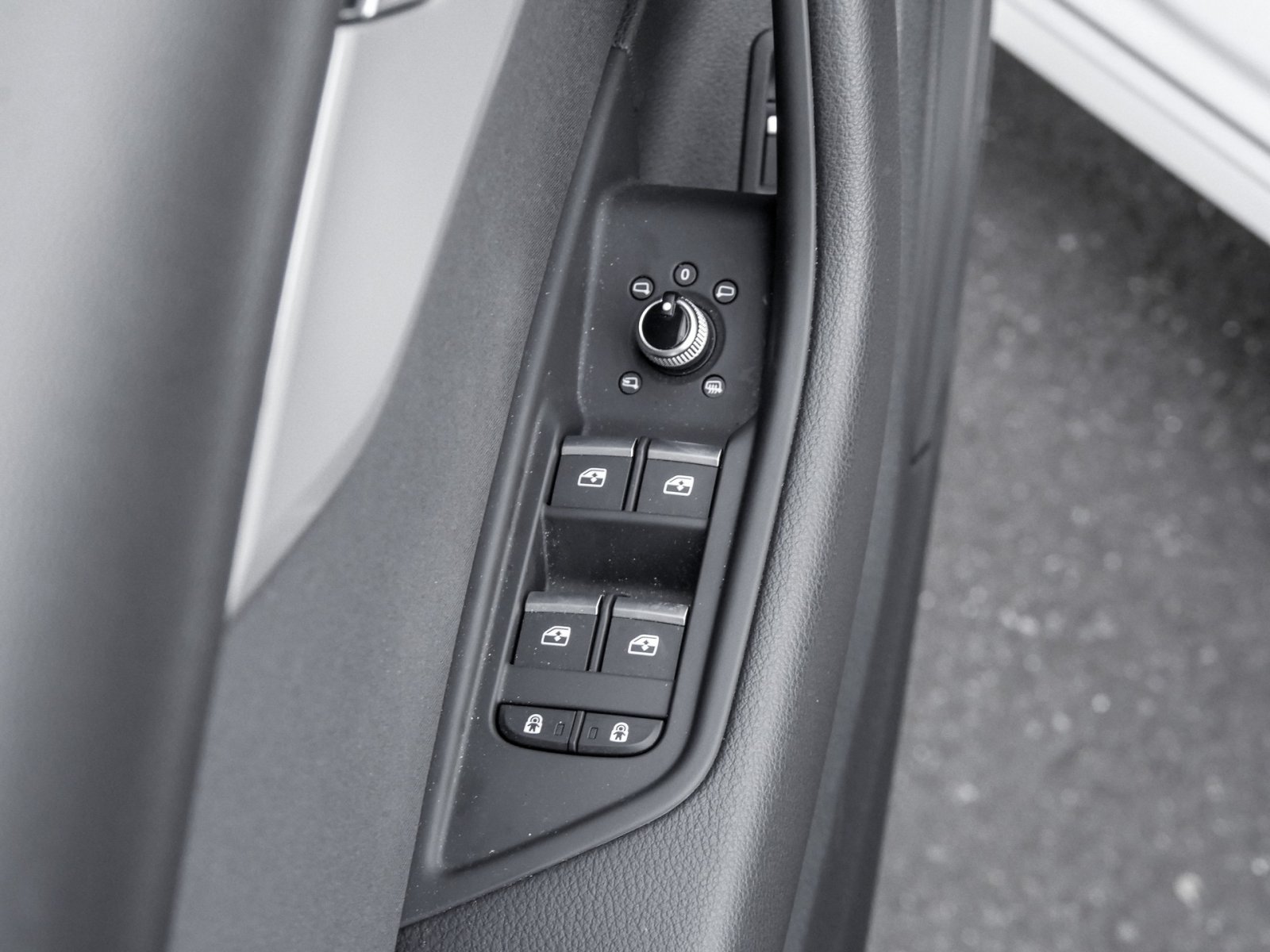 Audi A4 Avant 45 quattro advanced STANDHZ AHK CAM ACC