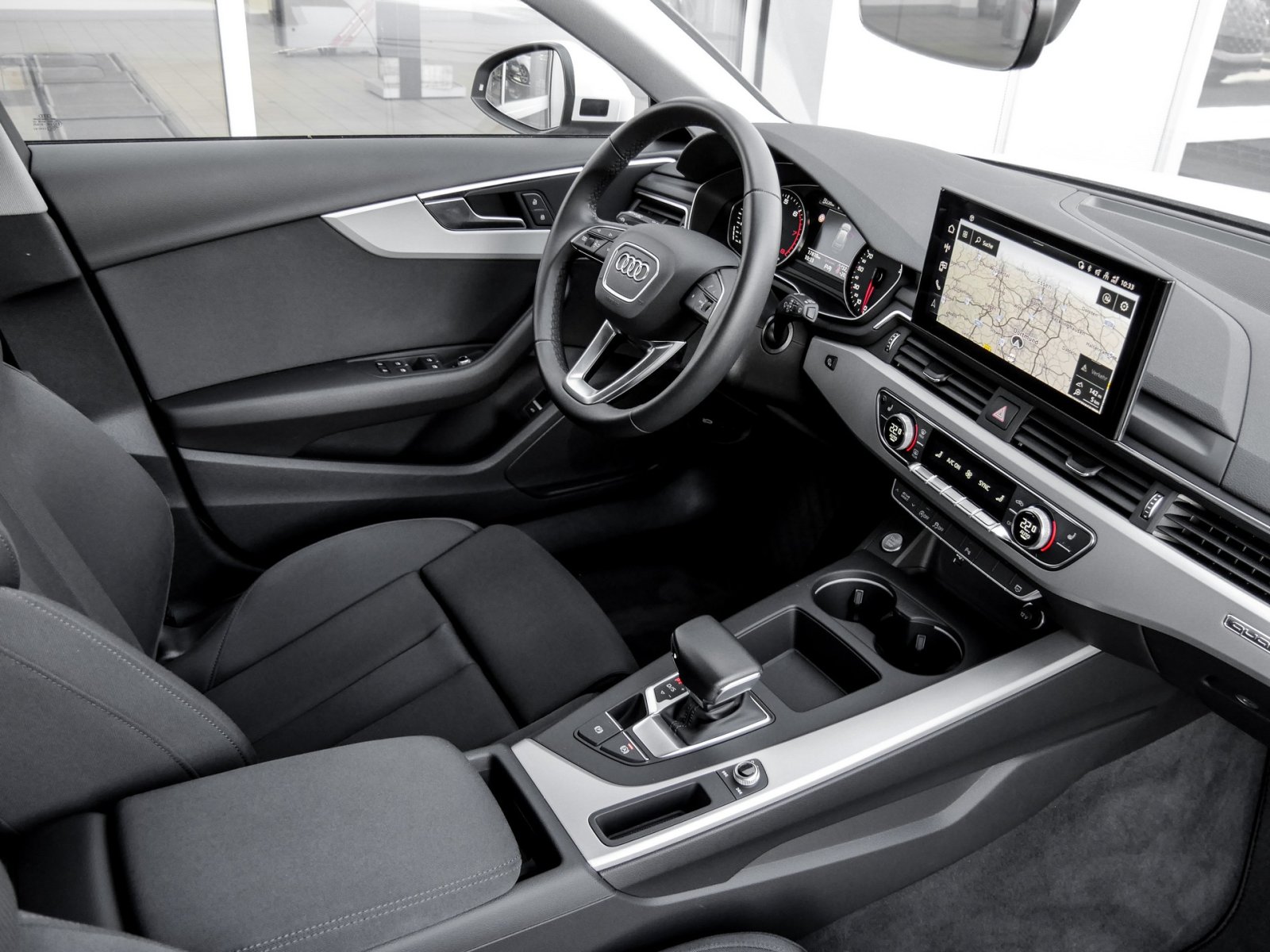 Audi A4 Avant 45 quattro advanced STANDHZ AHK CAM ACC