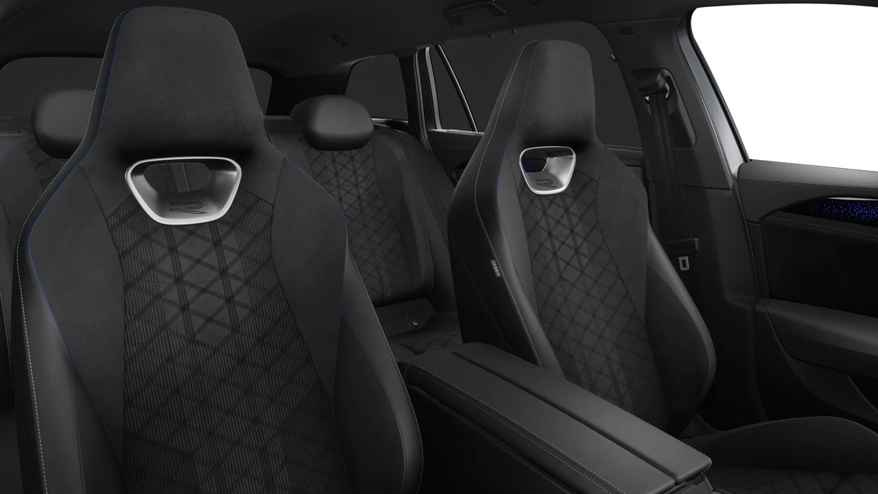 Volkswagen Passat Variant 2.0 R-LINE BLACKSTYLE AHK 360°CAM