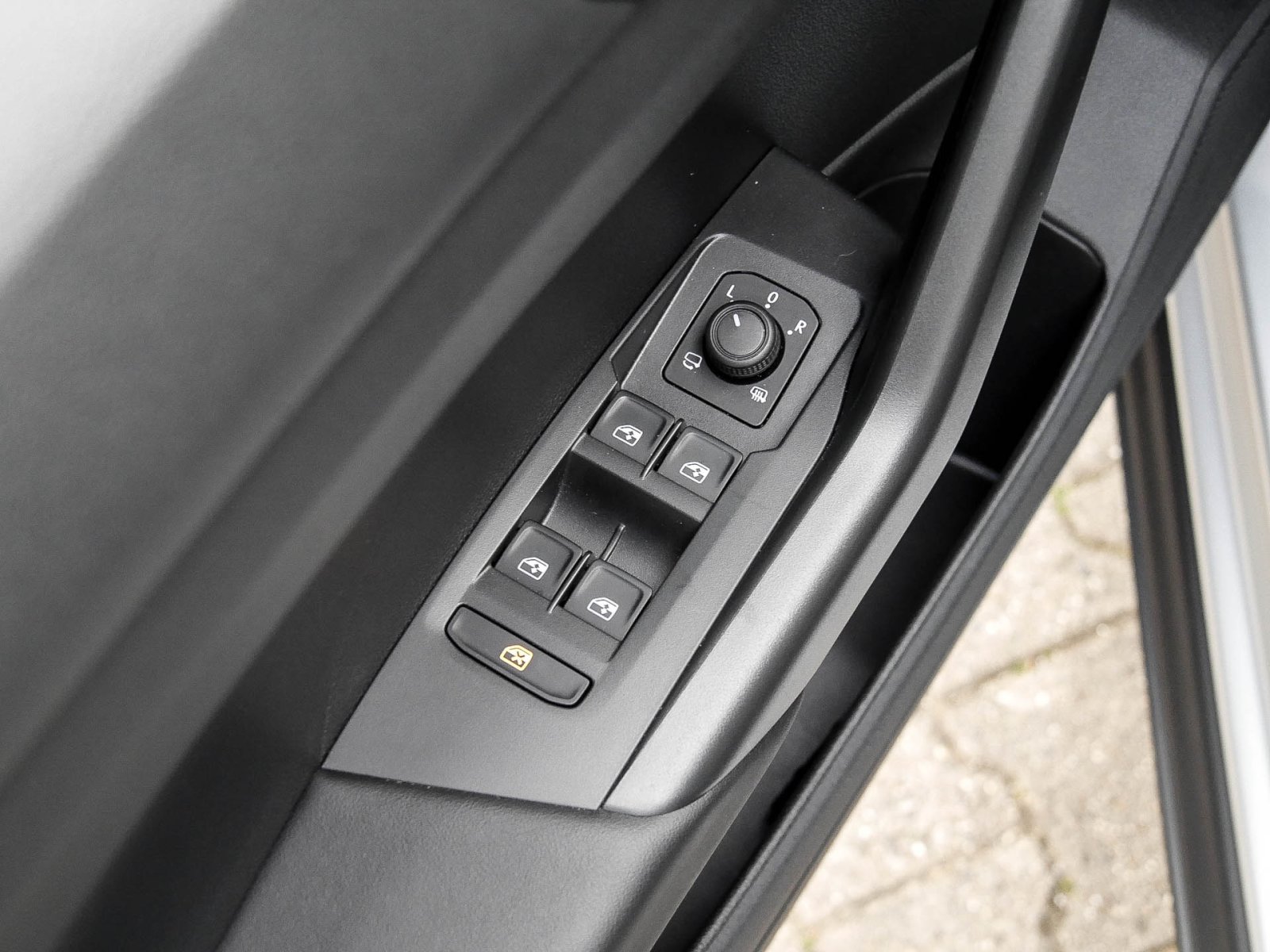 Volkswagen T-Cross 1.0 LIFE ACC ALU NAVI SITZHEIZUNG LED