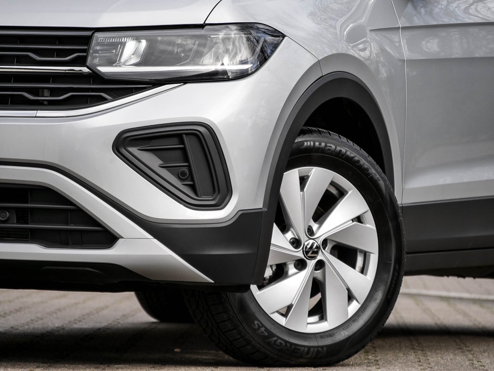 Volkswagen T-Cross 1.0 LIFE ACC ALU NAVI SITZHEIZUNG LED