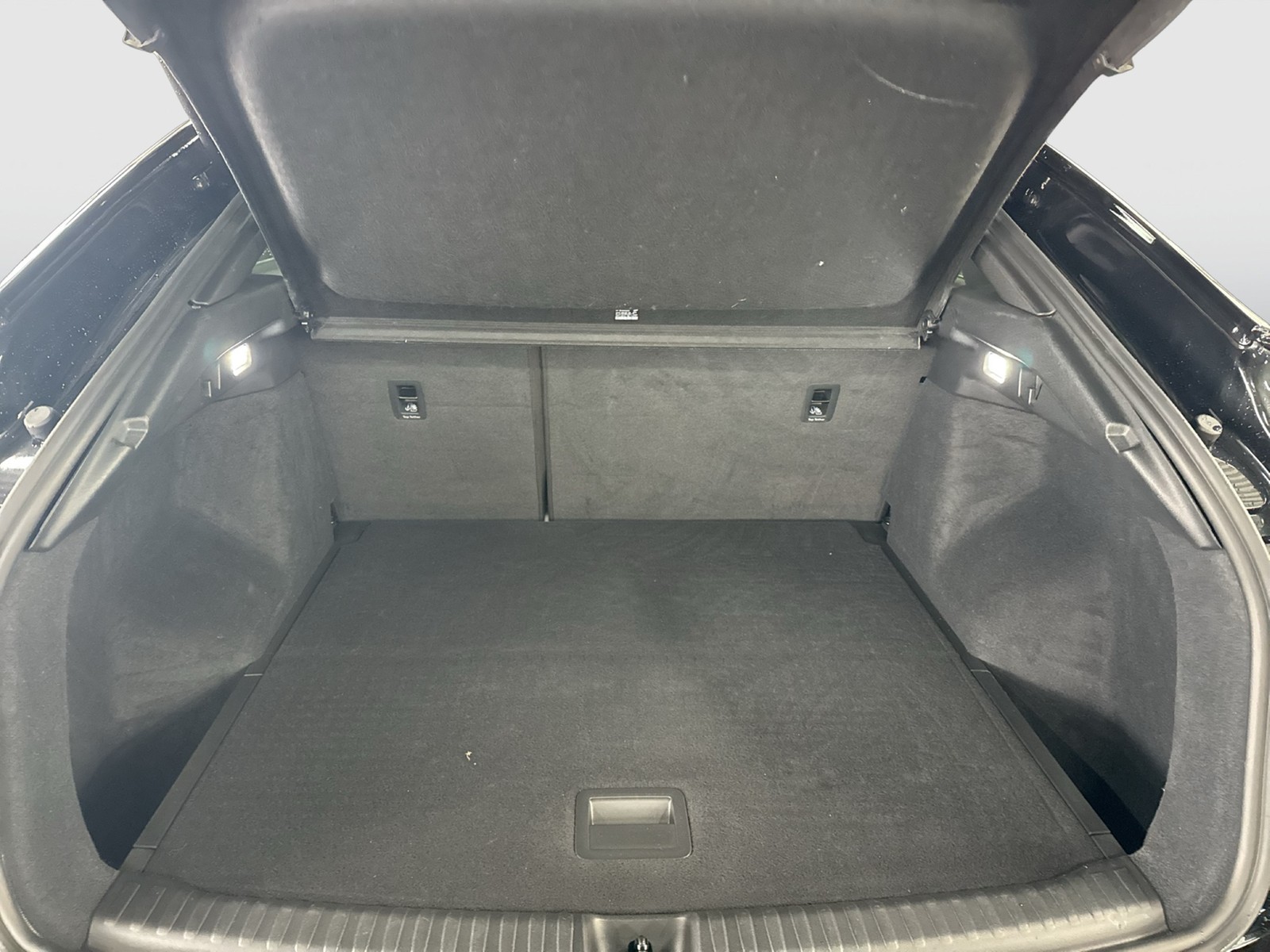 Audi Q4 e-tron Sportback 40 S LINE SONOS ALU19 eKLAPPE