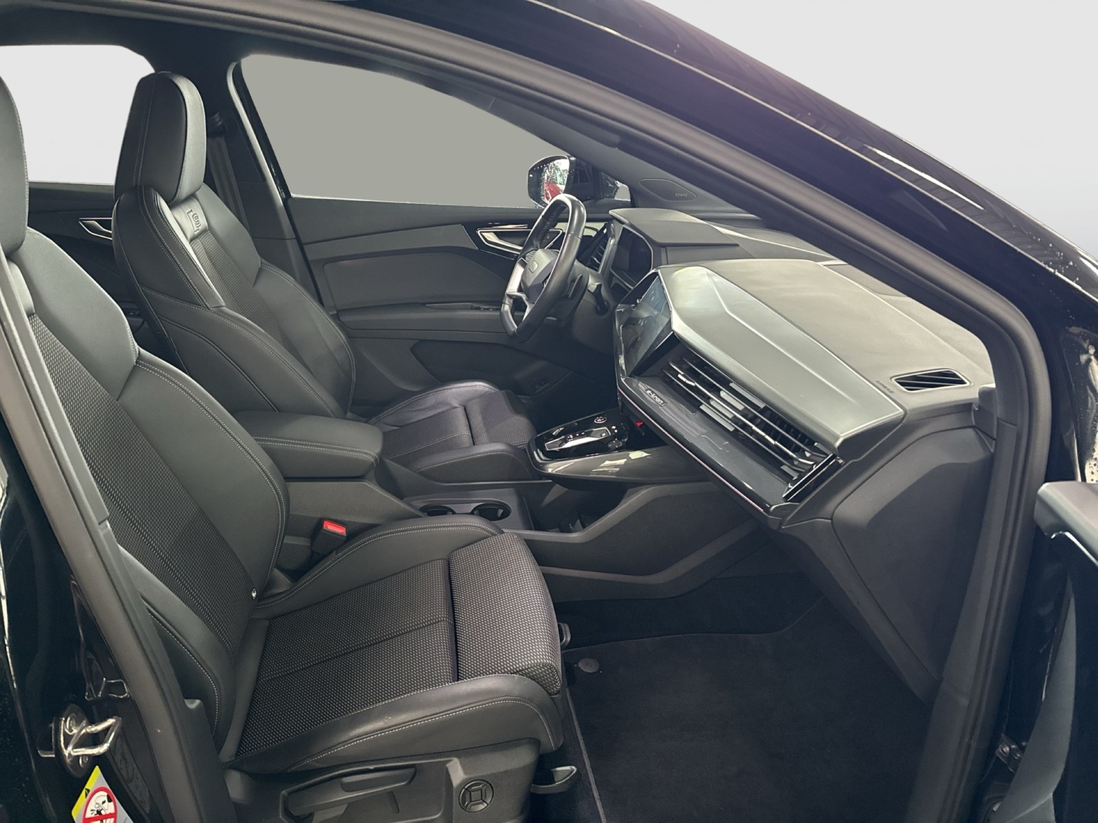 Audi Q4 e-tron Sportback 40 S LINE SONOS ALU19 eKLAPPE