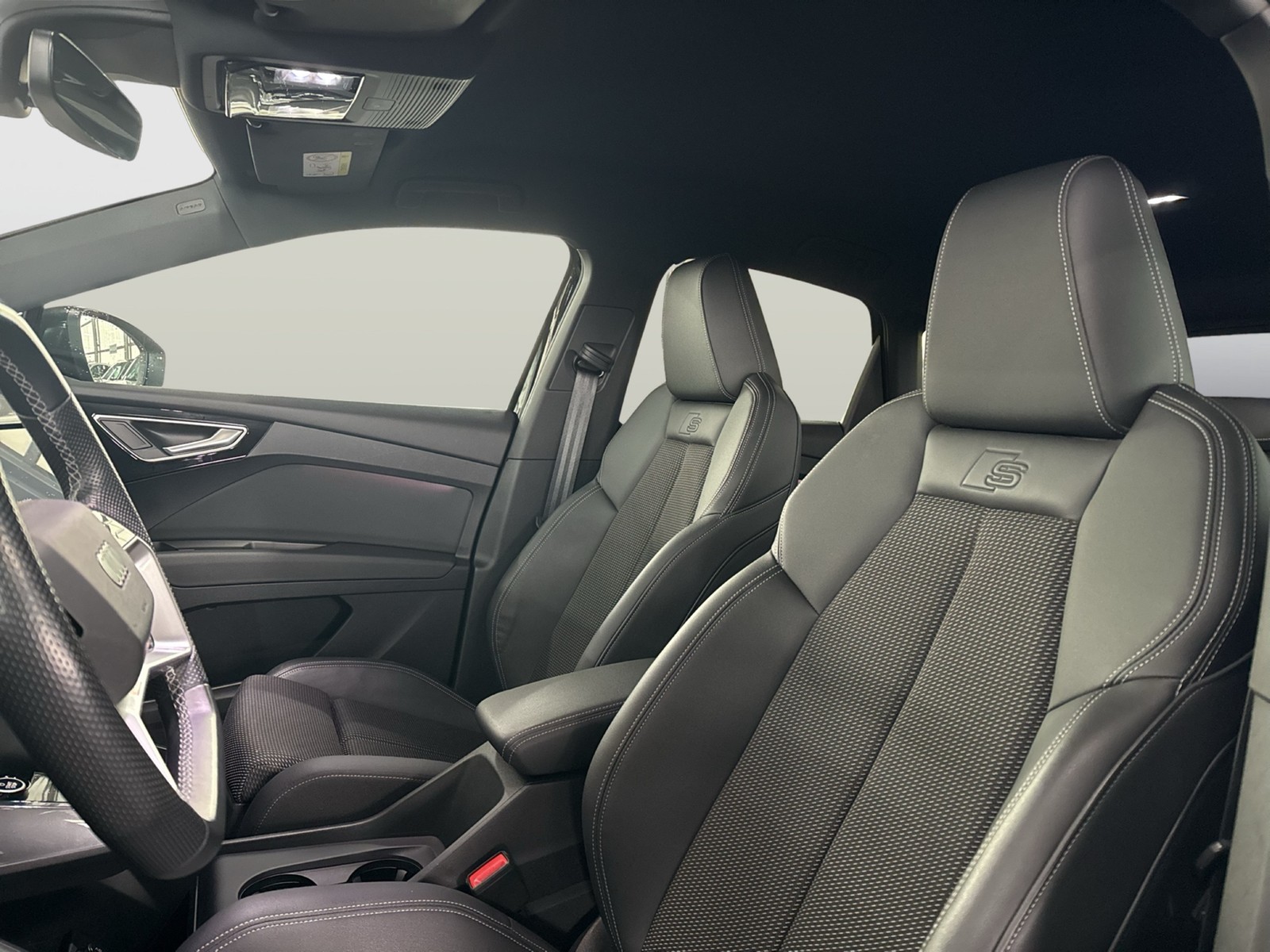 Audi Q4 e-tron Sportback 40 S LINE SONOS ALU19 eKLAPPE