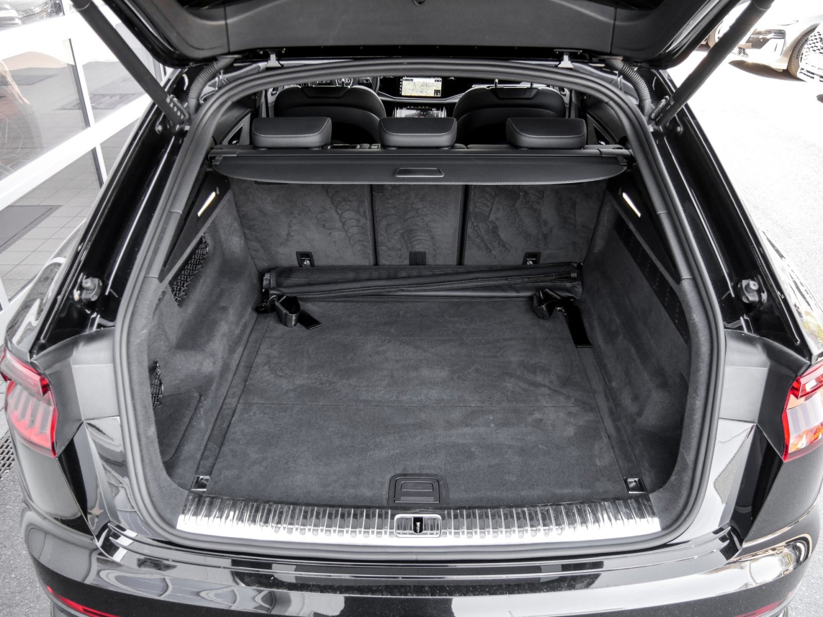 Audi Q8 50 quattro S LINE PANO AHK B&O 360°CAM LM22