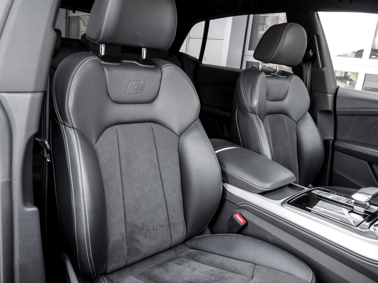 Audi Q8 50 quattro S LINE PANO AHK B&O 360°CAM LM22