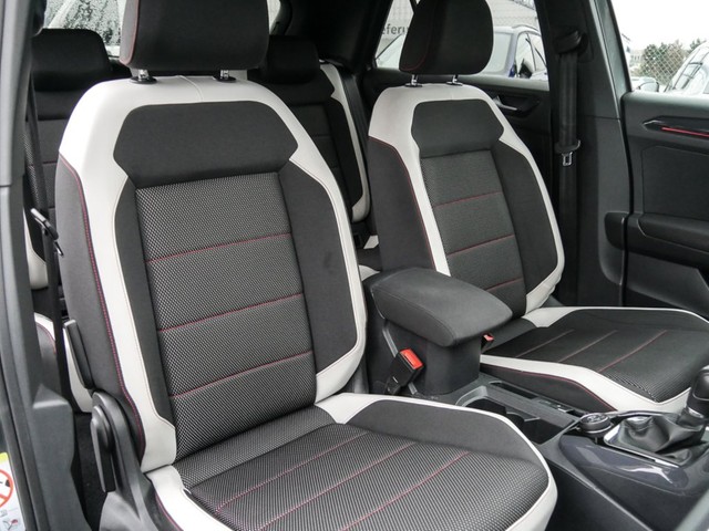 Volkswagen T-Roc 2.0 SPORT 4X4 ACC LM18 EKLAPPE NAVI SITZHZ