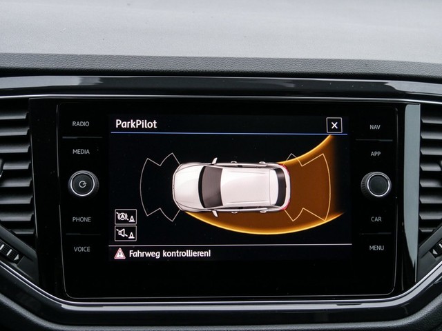 Volkswagen T-Roc 2.0 SPORT 4X4 ACC LM18 EKLAPPE NAVI SITZHZ